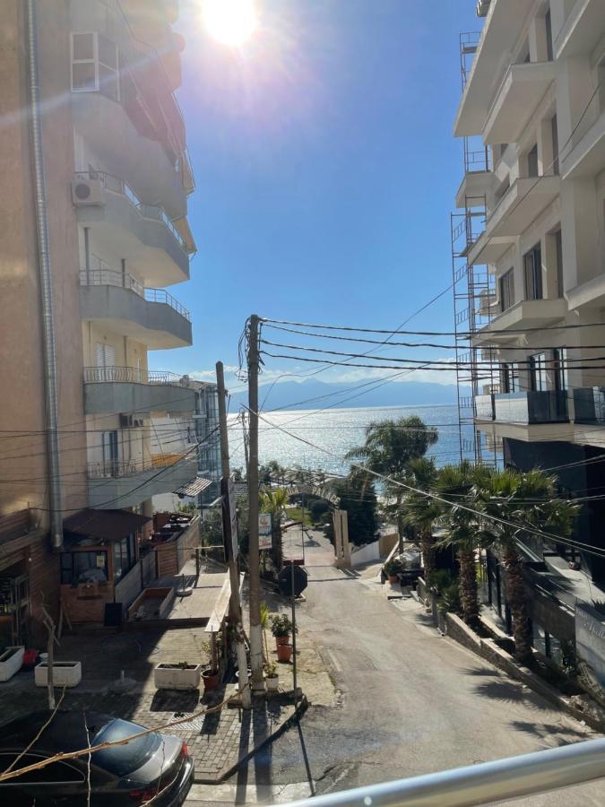 Modern Beachfront Apartments Sarandë Buitenkant foto