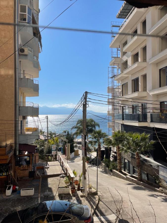 Modern Beachfront Apartments Sarandë Buitenkant foto